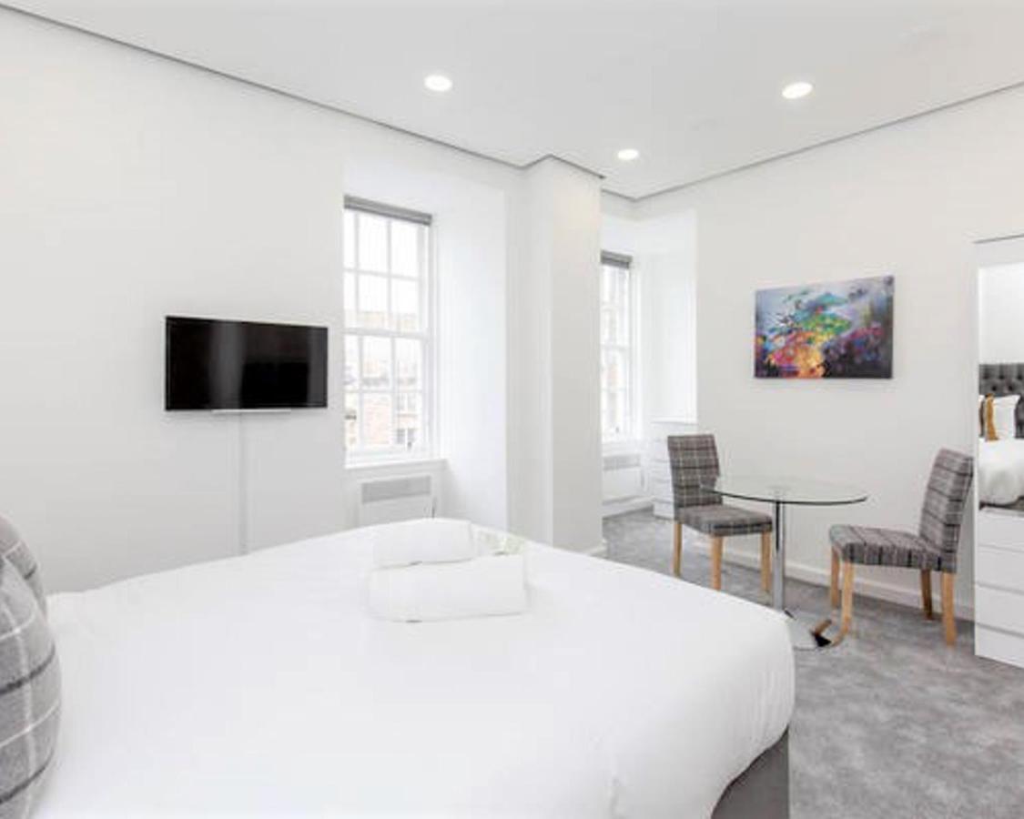 דירות Gorgeous Studio At The Heart Of Edinburgh Old Town מראה חיצוני תמונה